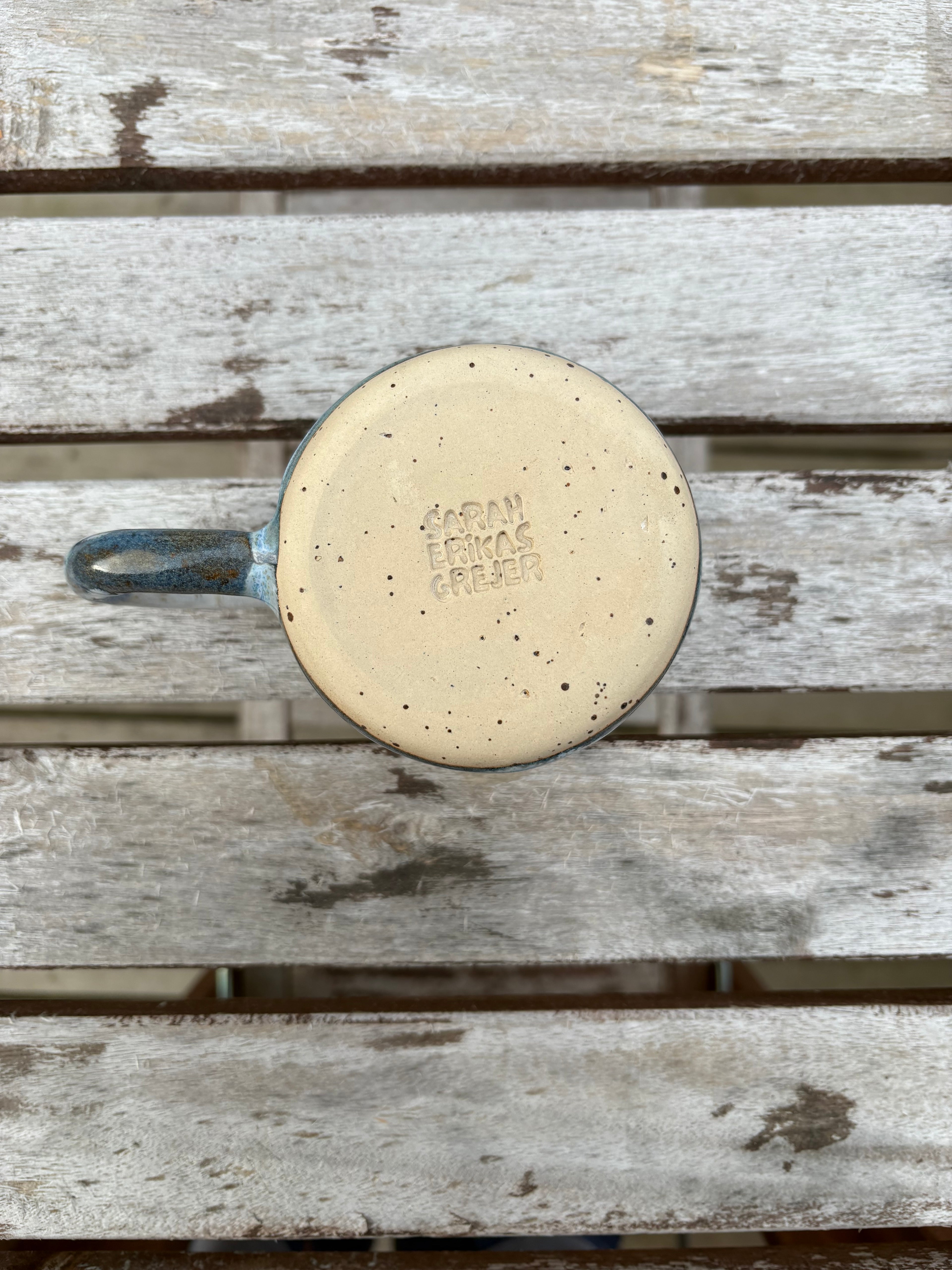 handgjord-kopp-stengodsmugg-lokalproducerad-jarpen-are