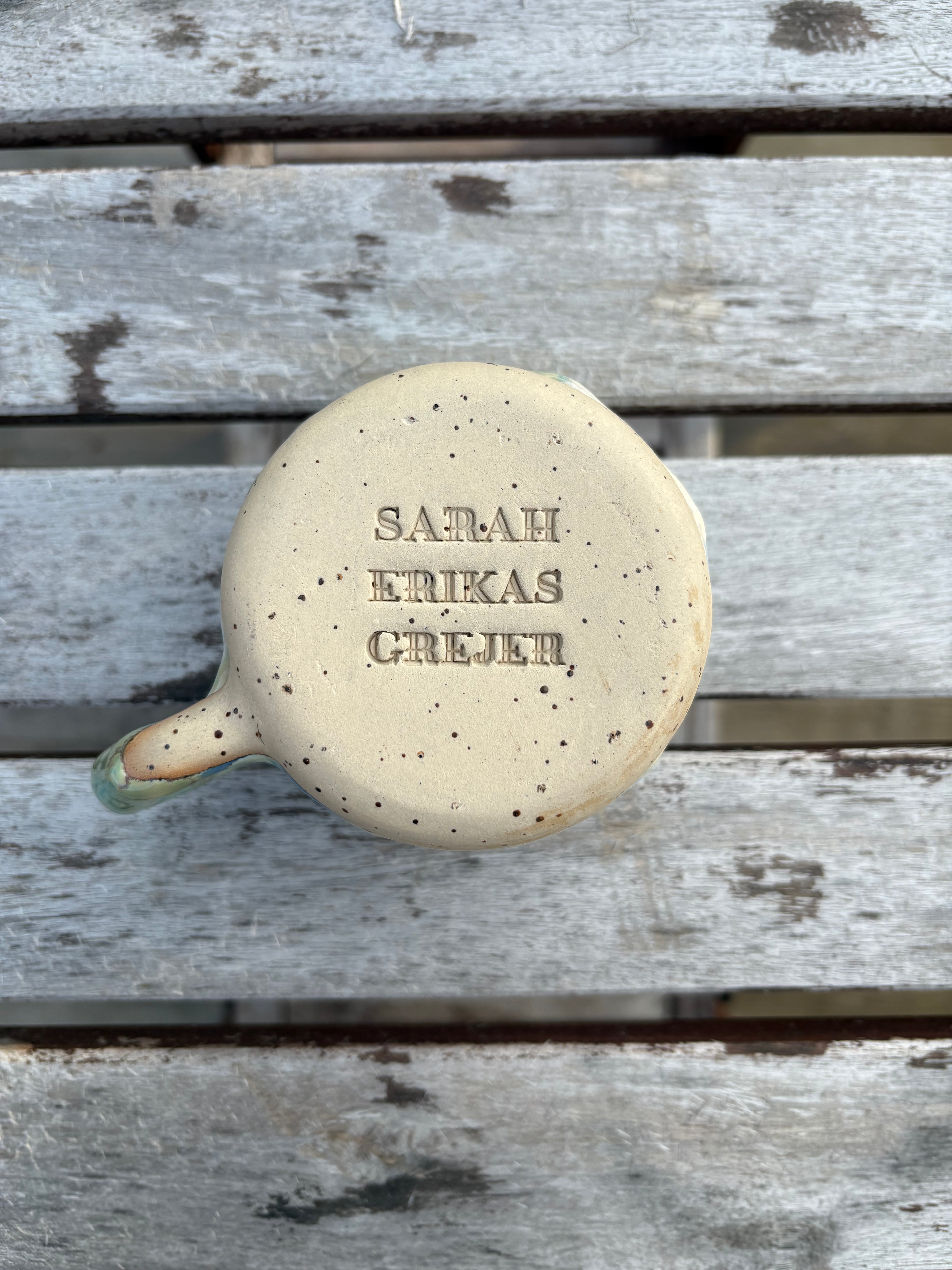 handgjord-kopp-stengodsmugg-lokalproducerad-jarpen-are