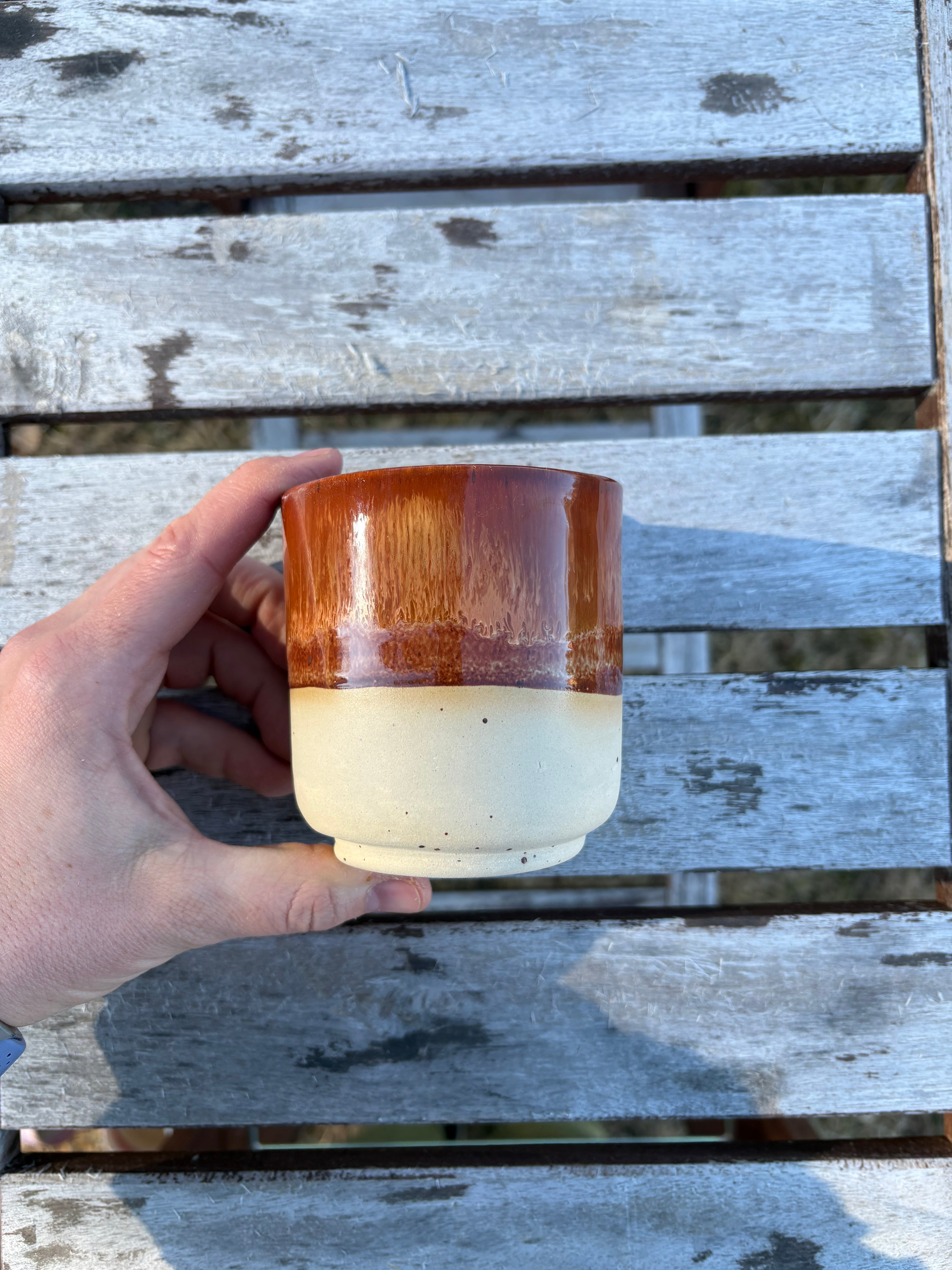 handgjord-stengodsmugg-jarpen-are