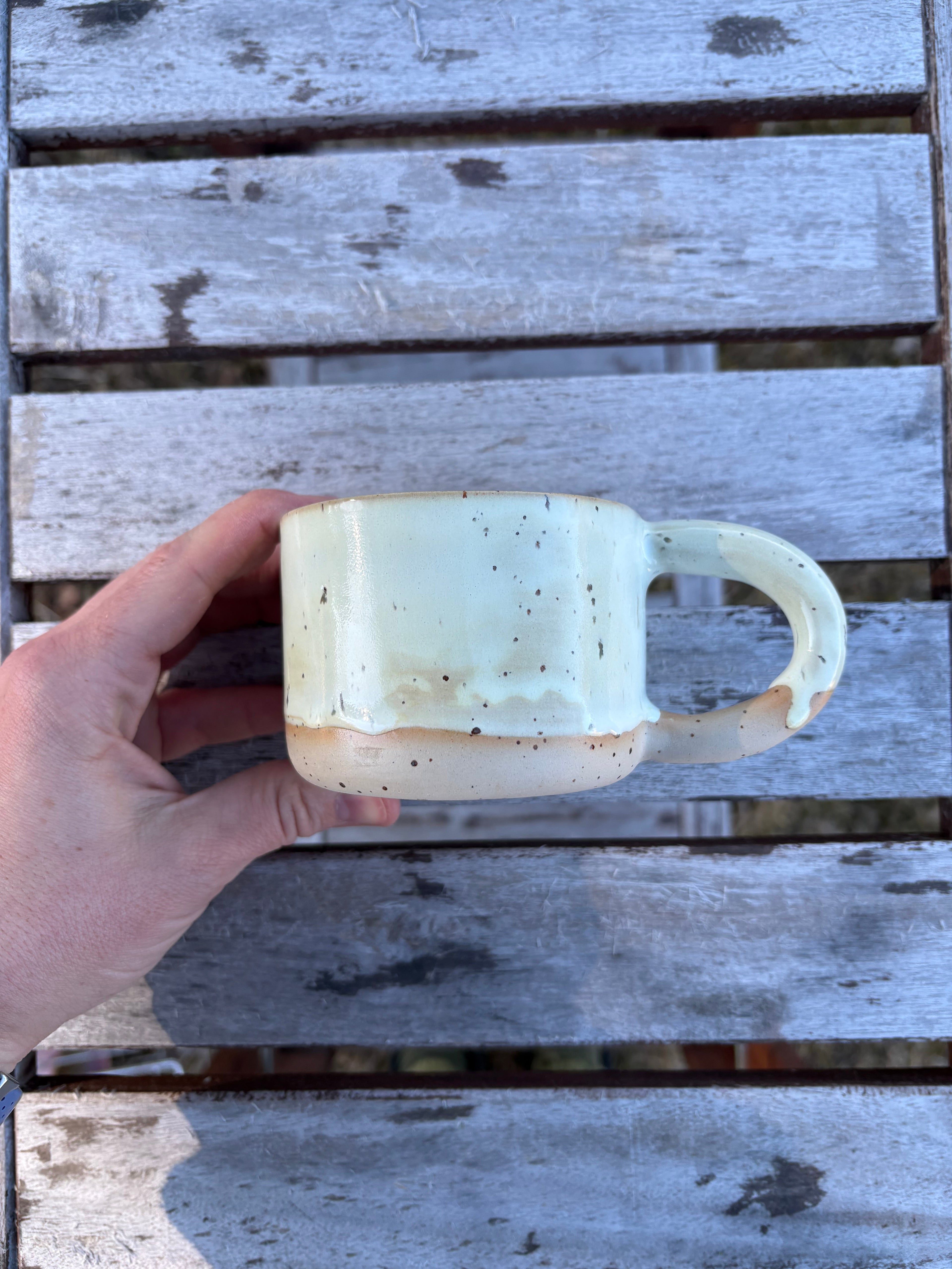 Smörsångare, kopp med öra