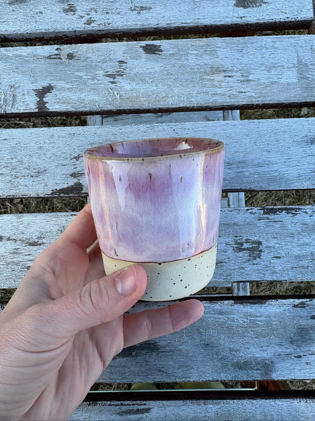 handgjord-kopp-stengodsmugg-lokalproducerad-jarpen-are