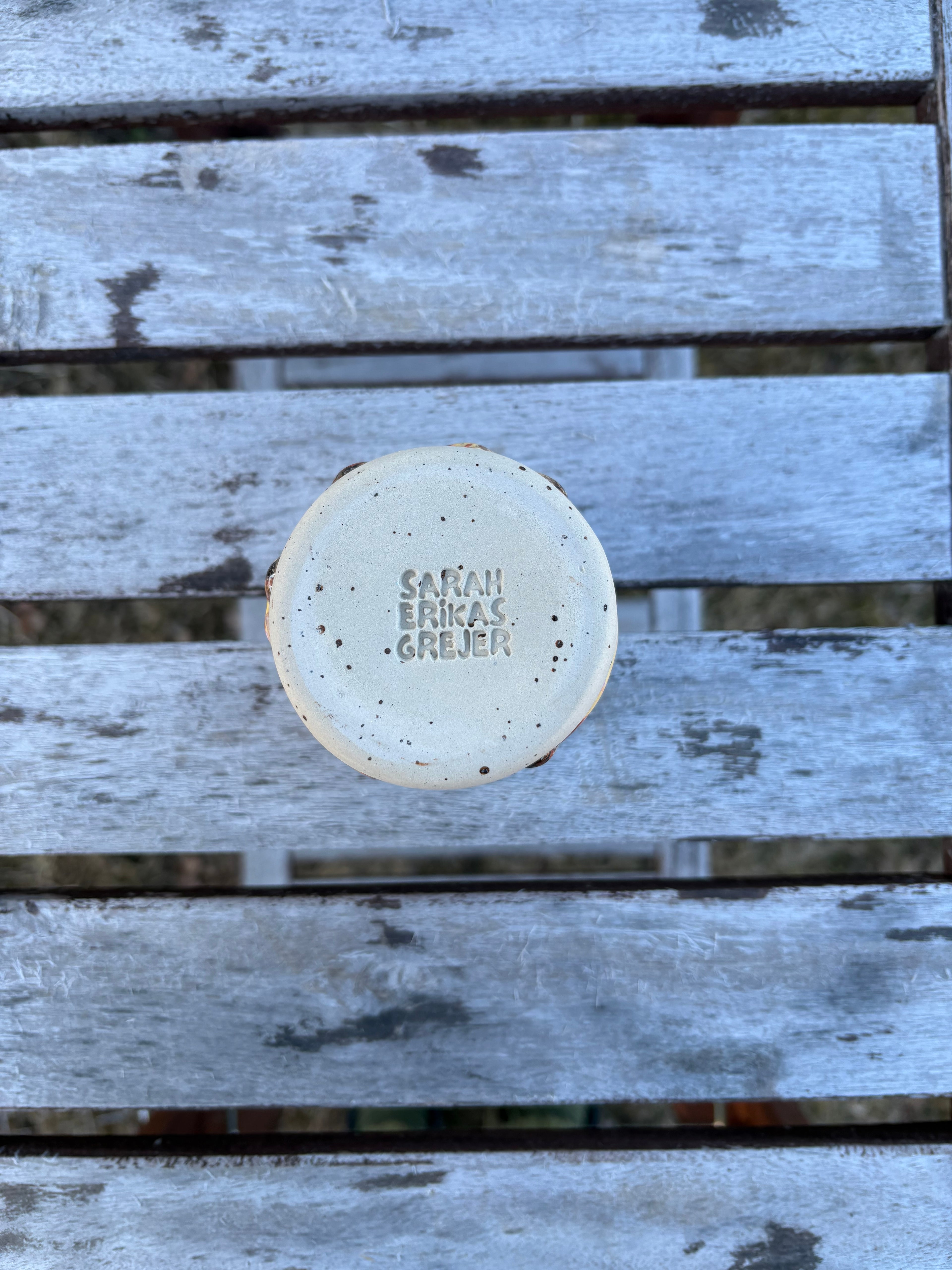 handgjord-kopp-stengodsmugg-lokalproducerad-jarpen-are